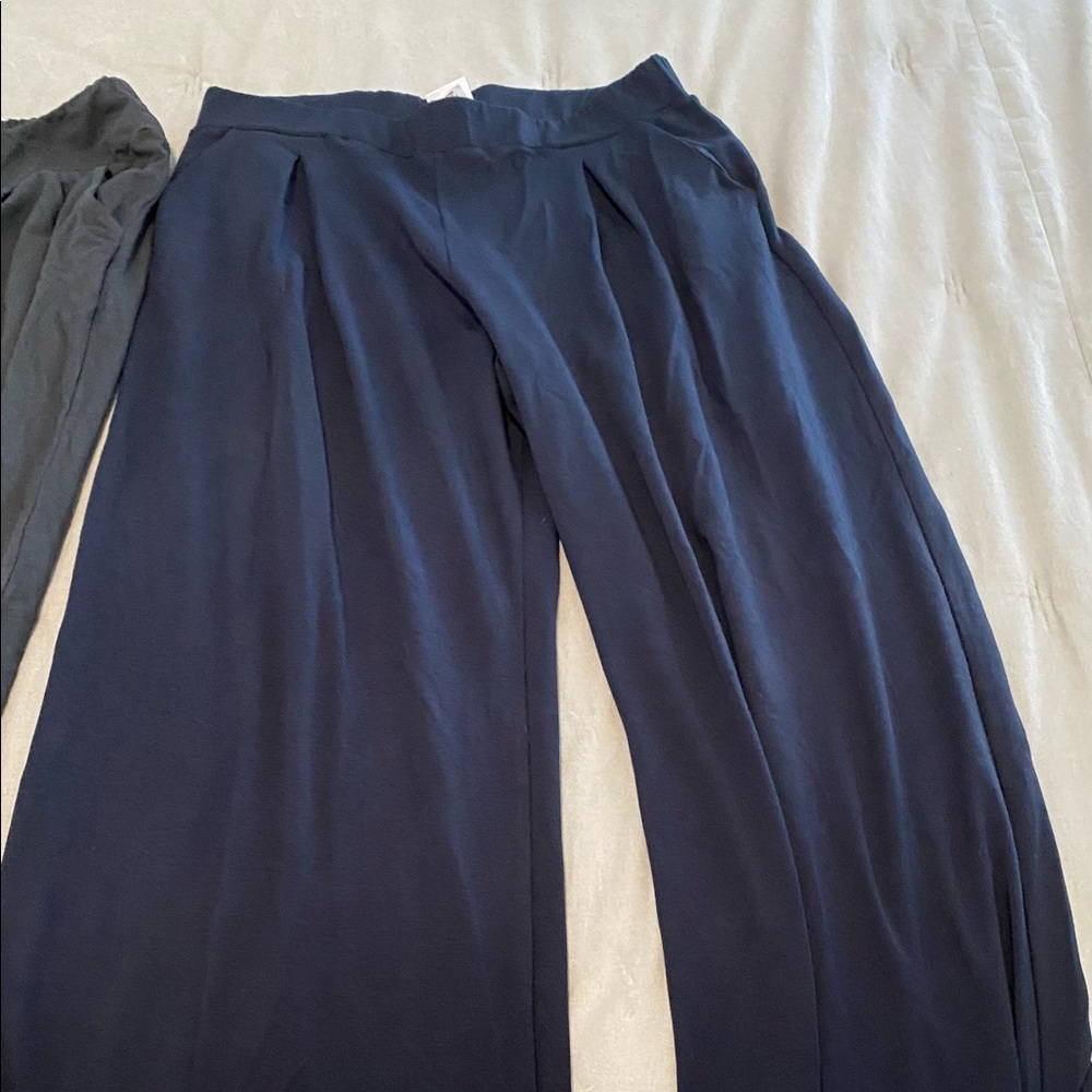 Encircled comfy pants.